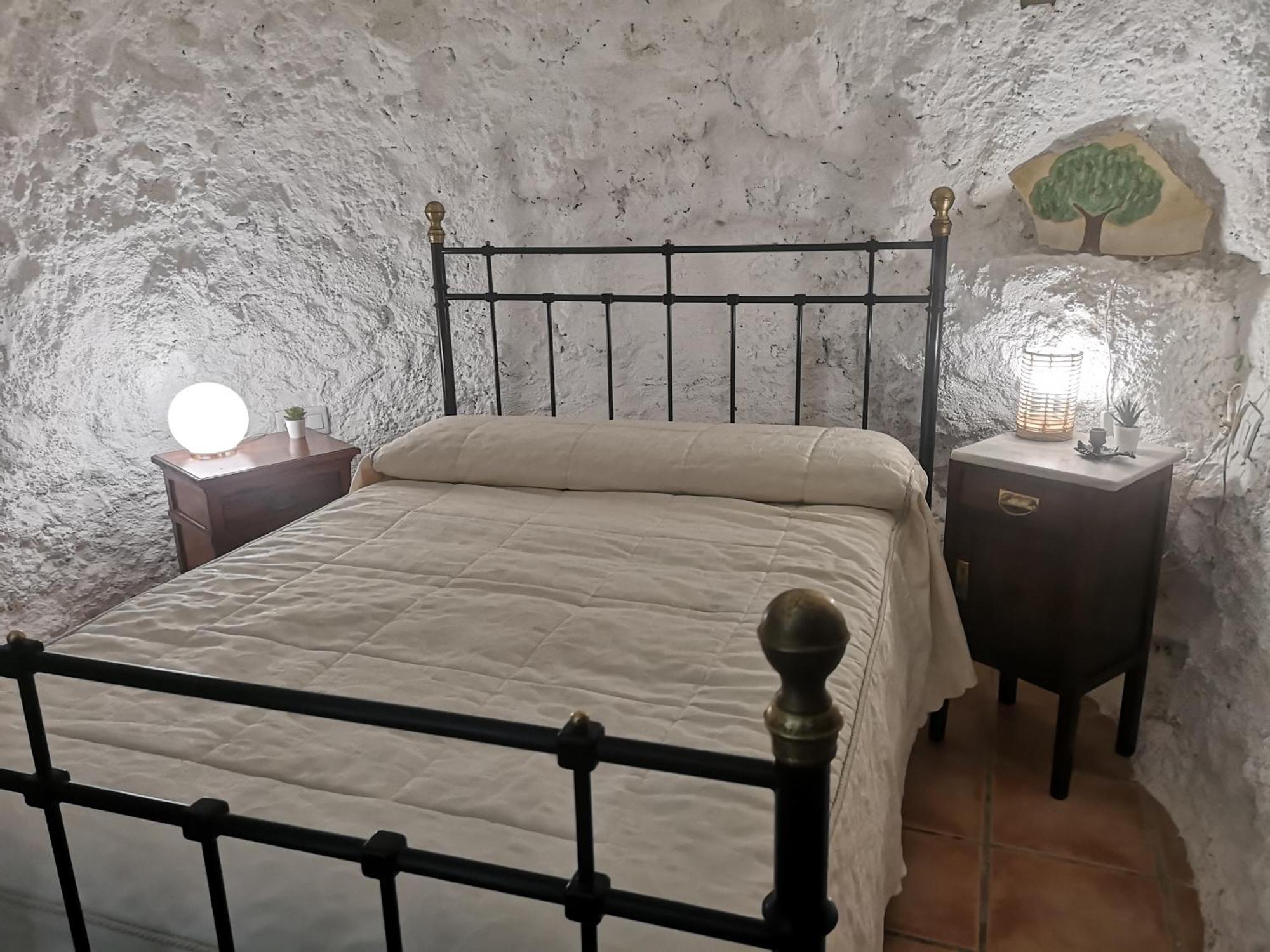 Cueva El Parral Guest House Pegalajar ภายนอก รูปภาพ