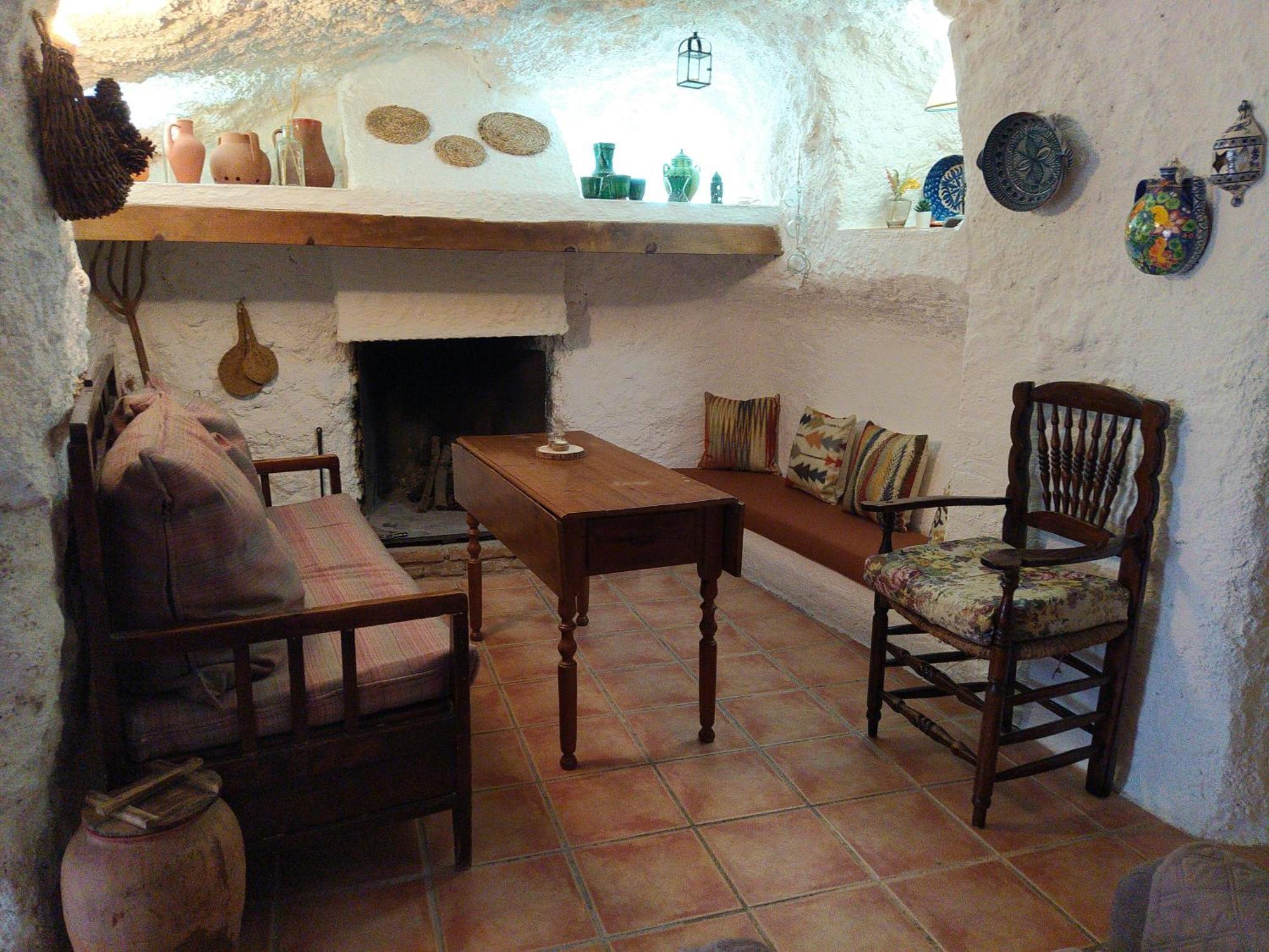 Cueva El Parral Guest House Pegalajar ภายนอก รูปภาพ